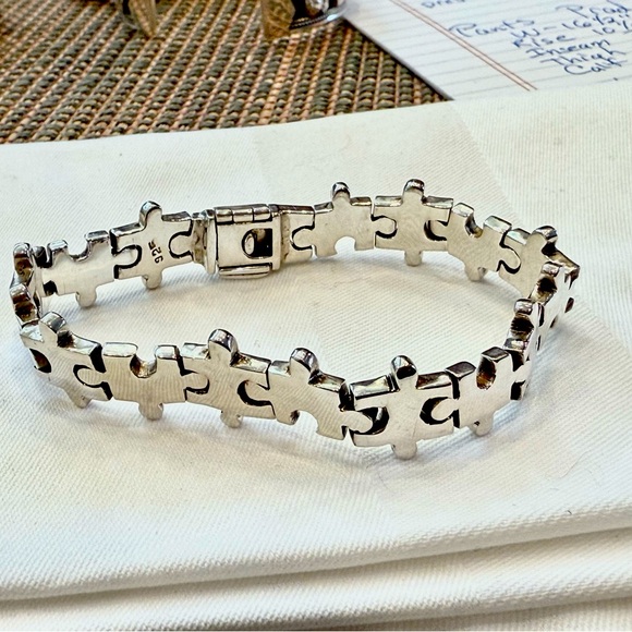 Unbranded Jewelry - Beautiful Silver 925 Autism Puzzle Piece Bracelet Pre-Loved Great Condition